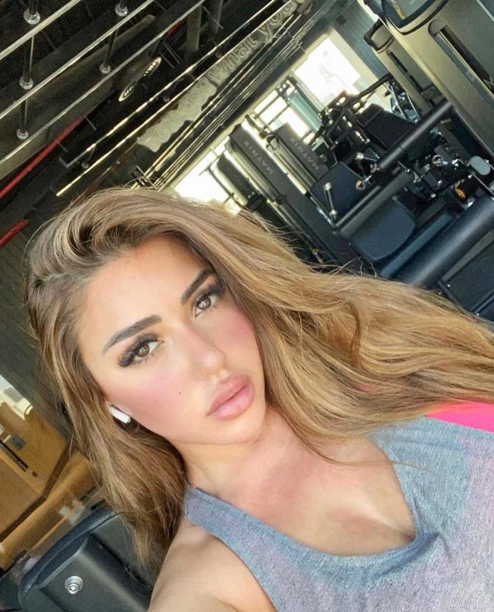 سارة سلامة فى احدص ظهور من الجيم سارة سلامة فى احدص ظهور من الجيم